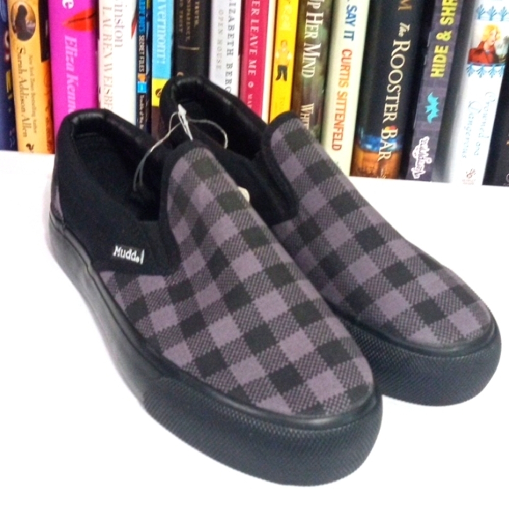 MUDD BLACK GREAT CHECKERED CANVAS SLIP-ON VANS STYLE SNEAKERS SIZE 8.5 NWT